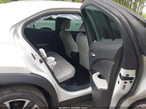 JTHX6JBHXP2153844 2023 LEXUS UX - Image 8