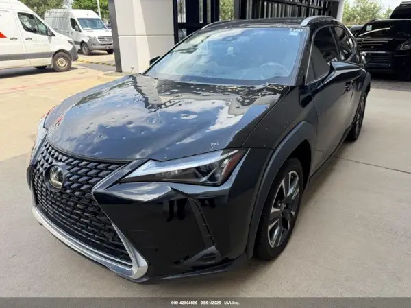 JTHX6JBHXR2188922 2024 LEXUS UX - Image 2