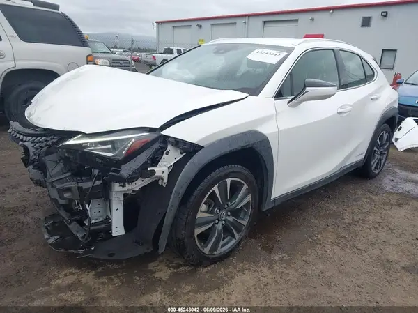 JTHX9JBH0L2033360 2020 LEXUS UX - Image 2