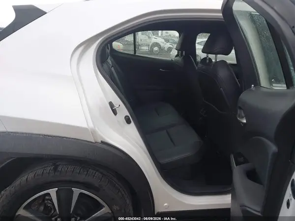 JTHX9JBH0L2033360 2020 LEXUS UX - Image 8