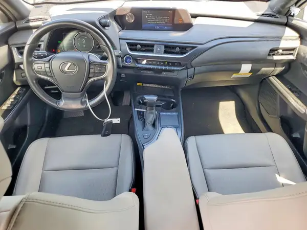 JTHX9JBH0M2038043 2021 LEXUS UX - Image 8
