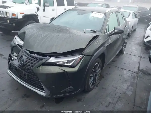 JTHX9JBH1N2059680 2022 LEXUS UX - Image 2
