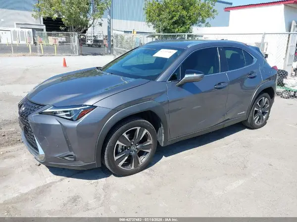 JTHX9JBH3M2042734 2021 LEXUS UX - Image 2