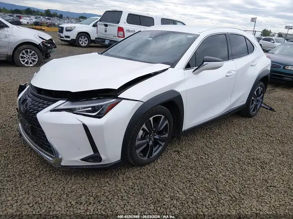 JTHX9JBH4N2059012 2022 LEXUS UX - Image 2