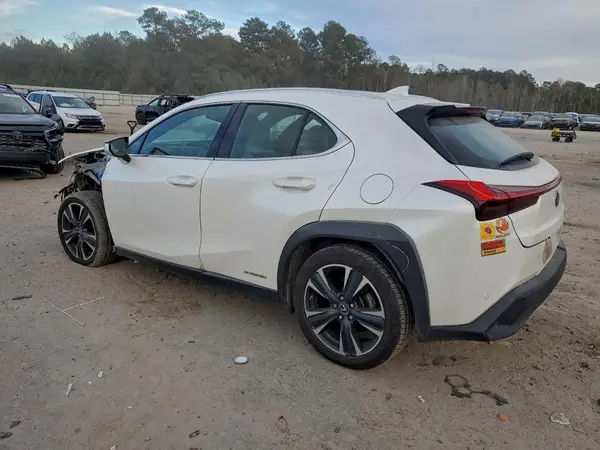 JTHX9JBH5M2042914 2021 LEXUS UX - Image 2
