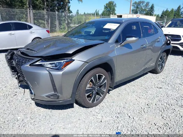 JTHX9JBH6M2044638 2021 LEXUS UX - Image 2