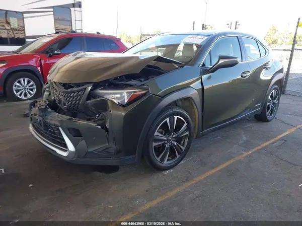 JTHX9JBH6N2060484 2022 LEXUS UX - Image 2