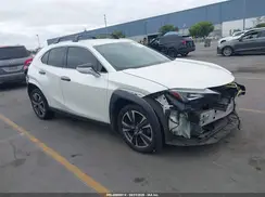 JTHX9JBH7N2060915 2022 LEXUS UX