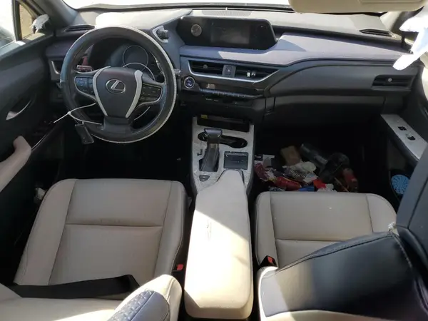 JTHX9JBH9L2033180 2020 LEXUS UX - Image 8