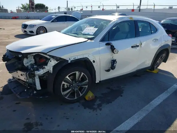 JTHX9JBHXM2039216 2021 LEXUS UX - Image 2