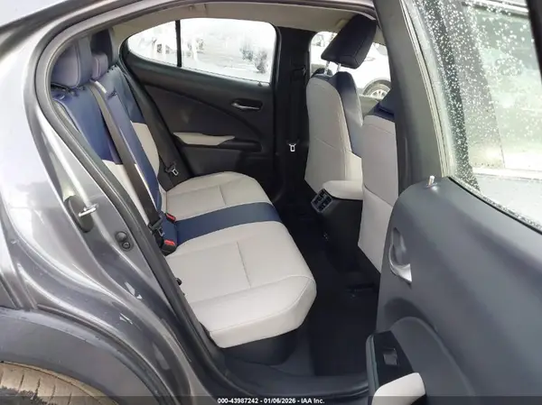 JTHX9JBHXM2041676 2021 LEXUS UX - Image 8