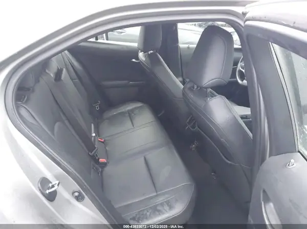 JTHX9JBHXM2049325 2021 LEXUS UX - Image 8