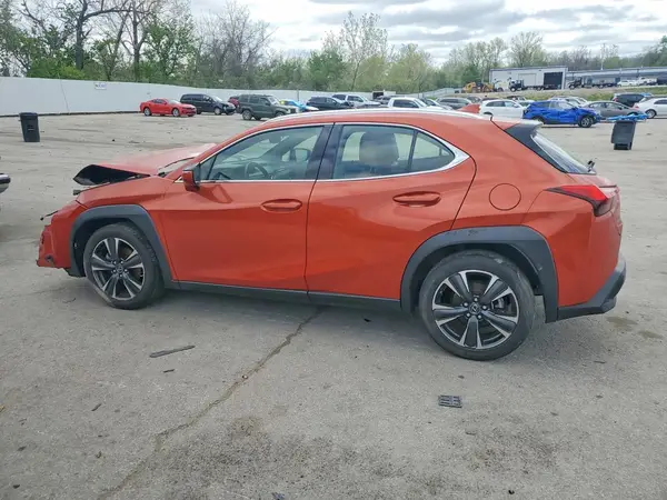 JTHY3JBH0K2007037 2019 LEXUS UX - Image 2