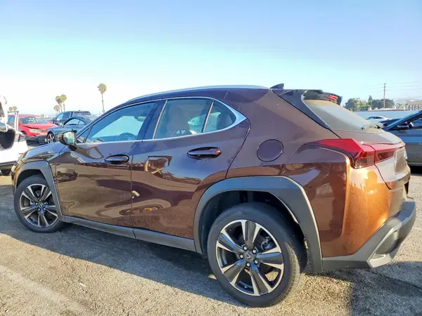 JTHY3JBH0K2013596 2019 LEXUS UX - Image 2