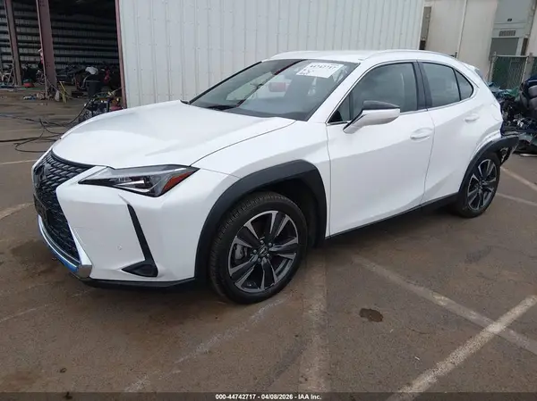 JTHY3JBH0K2019236 2019 LEXUS UX - Image 2