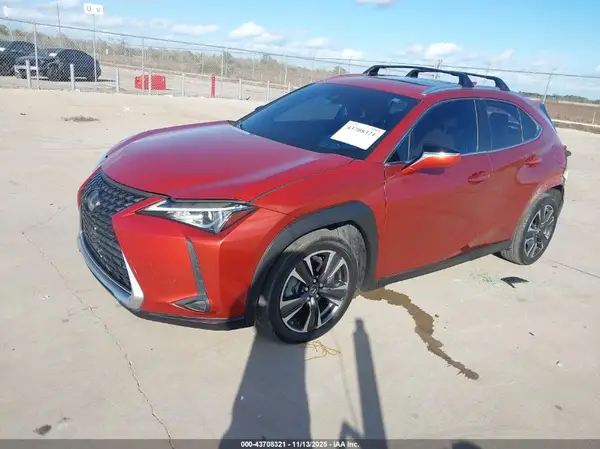 JTHY3JBH1K2012747 2019 LEXUS UX - Image 2