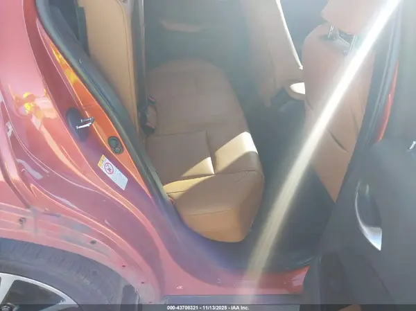 JTHY3JBH1K2012747 2019 LEXUS UX - Image 8