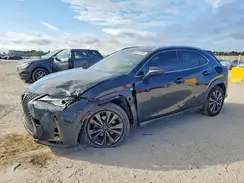JTHY3JBH1K2018693 2019 LEXUS UX
