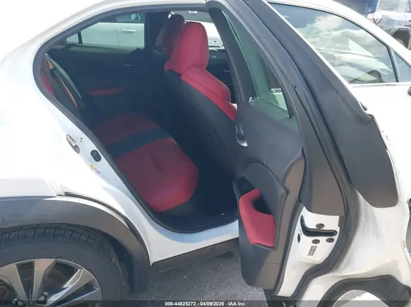 JTHY3JBH2K2006620 2019 LEXUS UX - Image 8