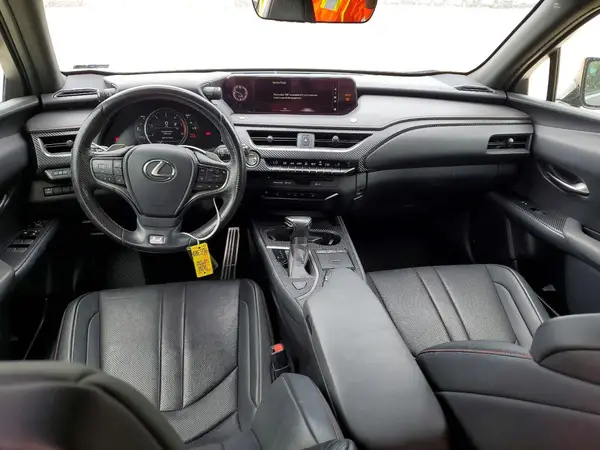 JTHY3JBH2K2014989 2019 LEXUS UX - Image 8
