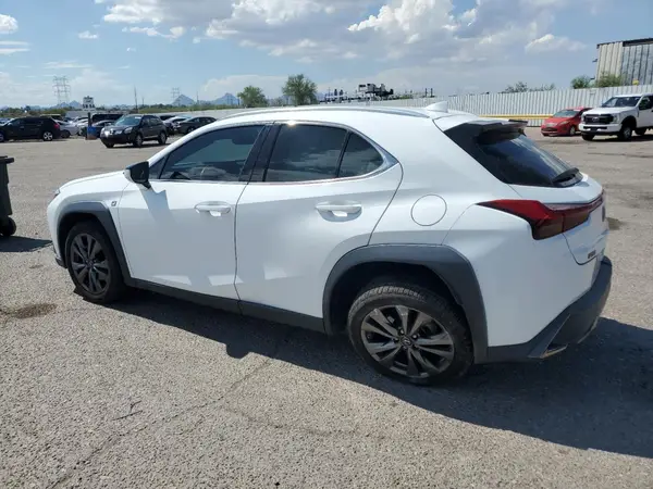 JTHY3JBH3K2005167 2019 LEXUS UX - Image 2