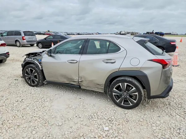 JTHY3JBH3K2016900 2019 LEXUS UX - Image 2
