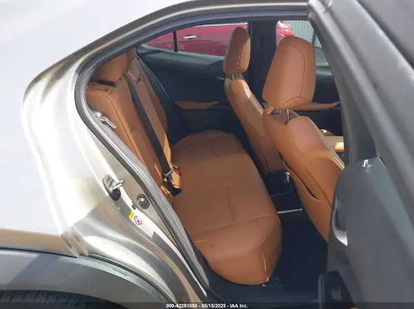 JTHY3JBH3K2018873 2019 LEXUS UX - Image 8