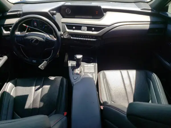 JTHY3JBH4K2000916 2019 LEXUS UX - Image 8
