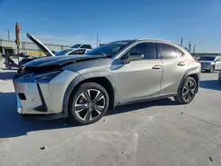 JTHY3JBH4K2003931 2019 LEXUS UX