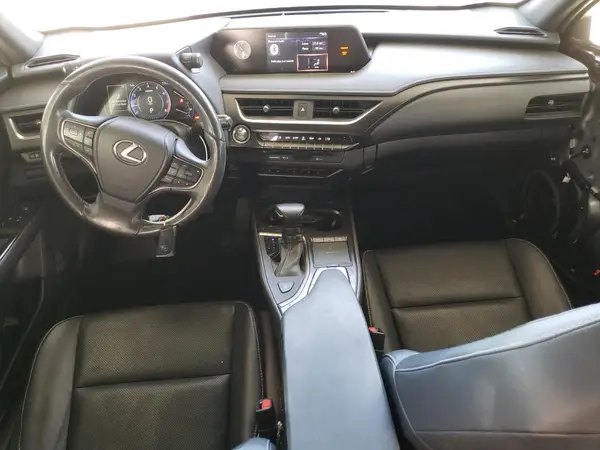 JTHY3JBH4K2008319 2019 LEXUS UX - Image 8