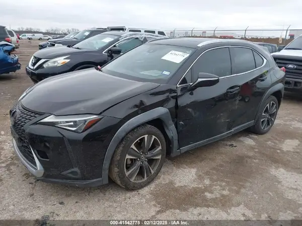 JTHY3JBH5K2001606 2019 LEXUS UX - Image 2