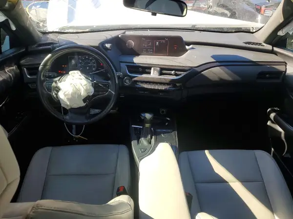 JTHY3JBH5K2003940 2019 LEXUS UX - Image 8