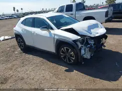 JTHY3JBH5K2015179 2019 LEXUS UX