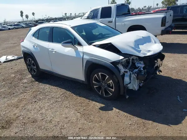 JTHY3JBH5K2015179 2019 LEXUS UX - Image 1