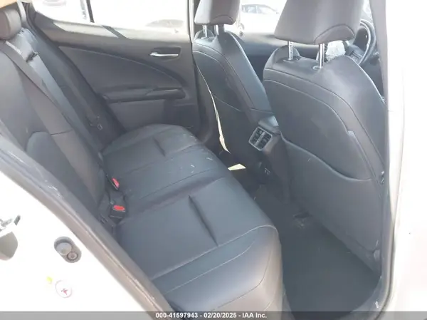 JTHY3JBH5K2015179 2019 LEXUS UX - Image 8