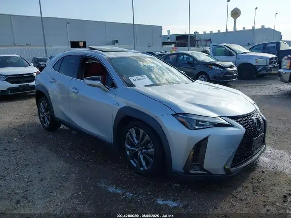 JTHY3JBH6K2013523 2019 LEXUS UX - Image 1