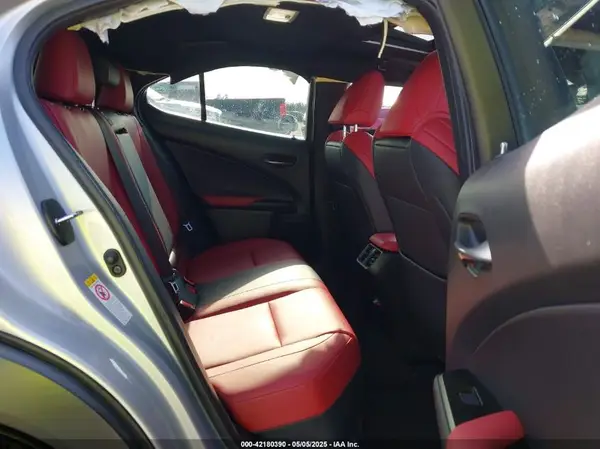 JTHY3JBH6K2013523 2019 LEXUS UX - Image 8