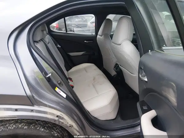 JTHY3JBH6K2015207 2019 LEXUS UX - Image 8