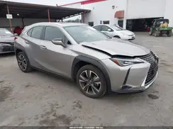 JTHY3JBH6K2015532 2019 LEXUS UX