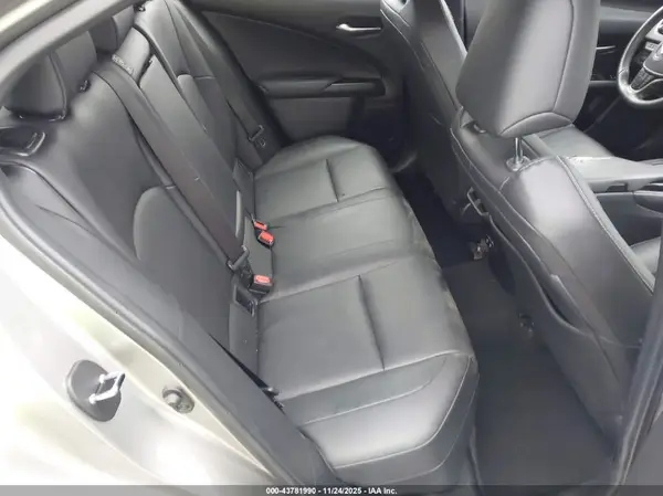 JTHY3JBH6K2015532 2019 LEXUS UX - Image 8