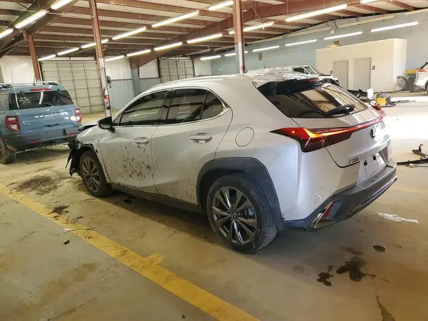 JTHY3JBH7K2012994 2019 LEXUS UX - Image 2