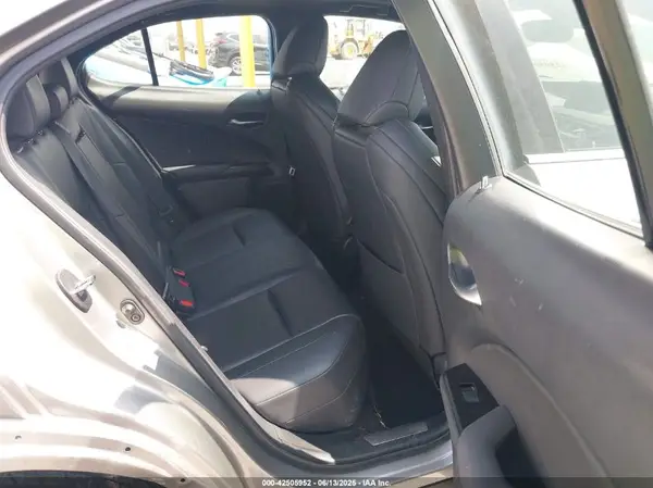 JTHY3JBH7K2017242 2019 LEXUS UX - Image 8