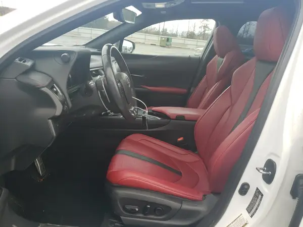 2019 LEXUS UX auction photo 7