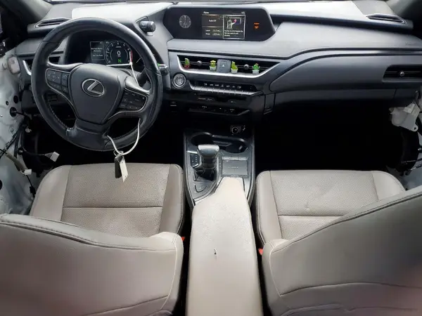 JTHY3JBH8K2006315 2019 LEXUS UX - Image 8