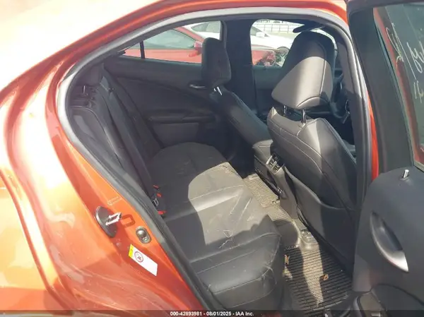 JTHY3JBH8K2007240 2019 LEXUS UX - Image 8