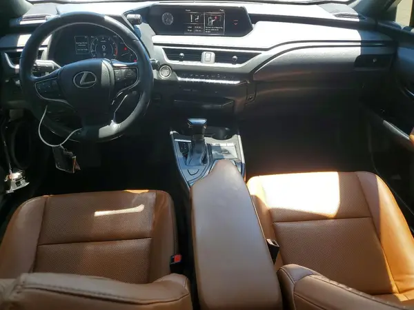 JTHY3JBH8K2015547 2019 LEXUS UX - Image 8
