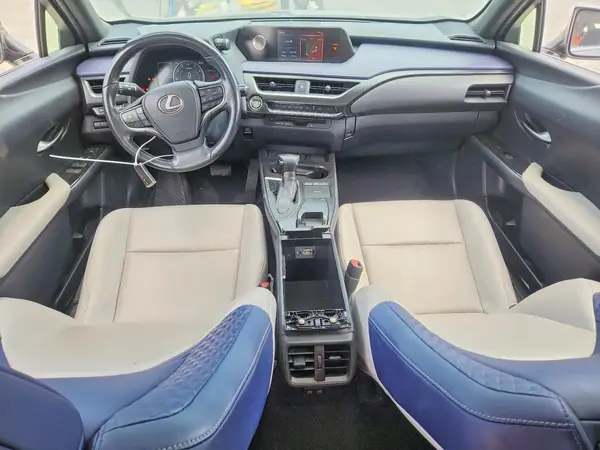JTHY3JBH9K2002192 2019 LEXUS UX - Image 8