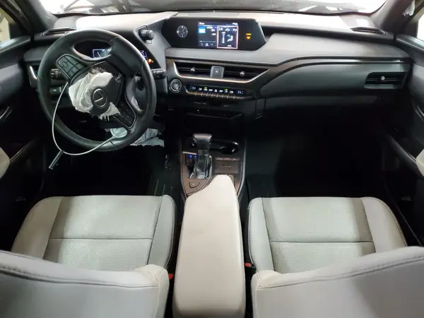 JTHY3JBH9K2017081 2019 LEXUS UX - Image 8