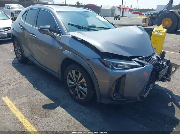 JTHY3JBH9K2017369 2019 LEXUS UX - Image 1