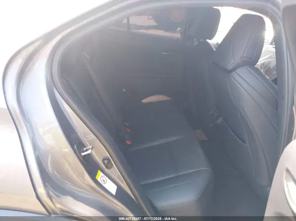 JTHY3JBH9K2017369 2019 LEXUS UX - Image 8